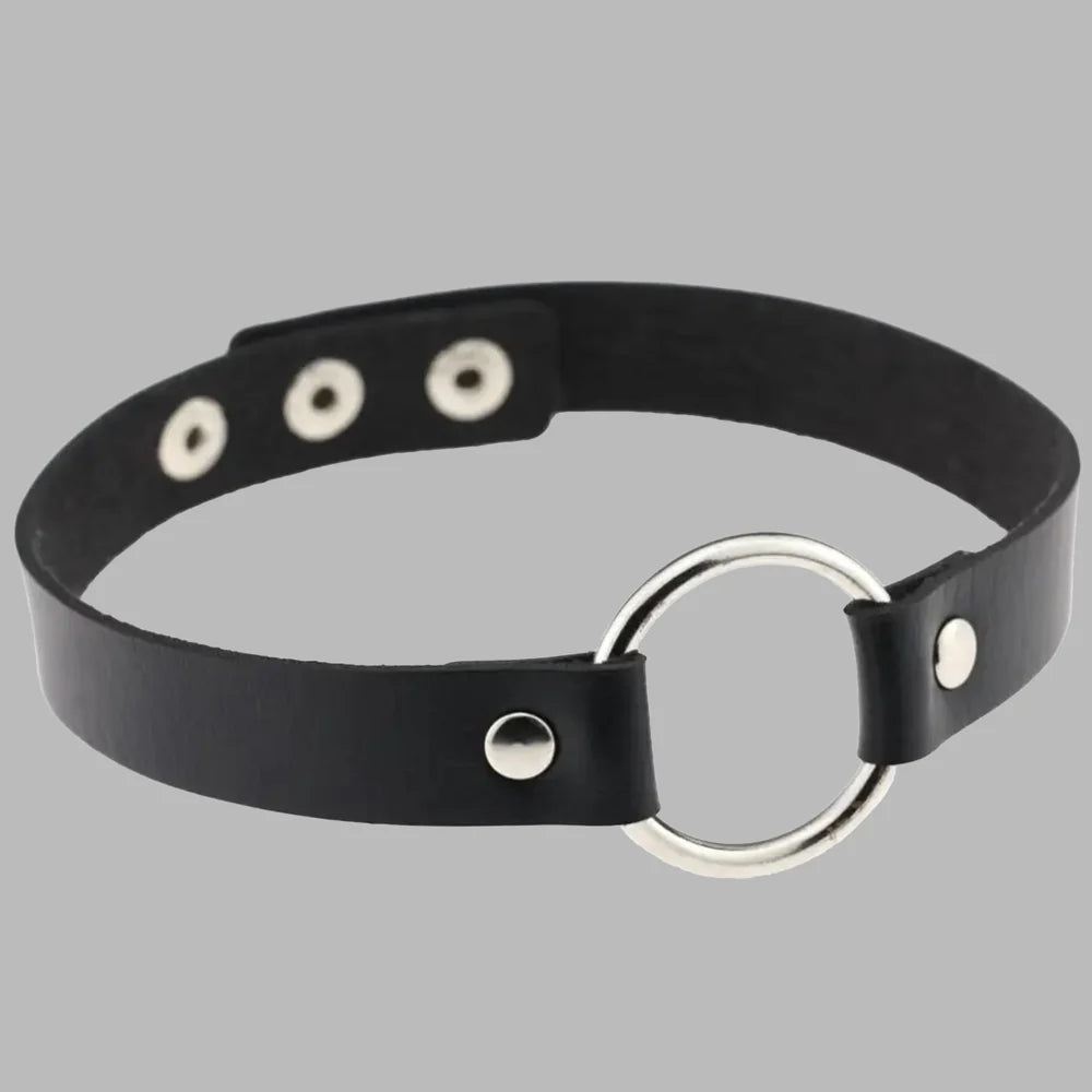 Classic Black O-Ring Collar – Minimalist Gothic Choker with Silver Hardware